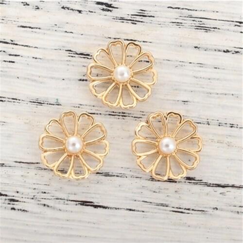 DoreenBeads Fashion Zinc Based Alloy Connectors Flower Gold White Imitation Pearl Jewelry DIY Findings Charms 17mm x 17mm, 2 PCs
