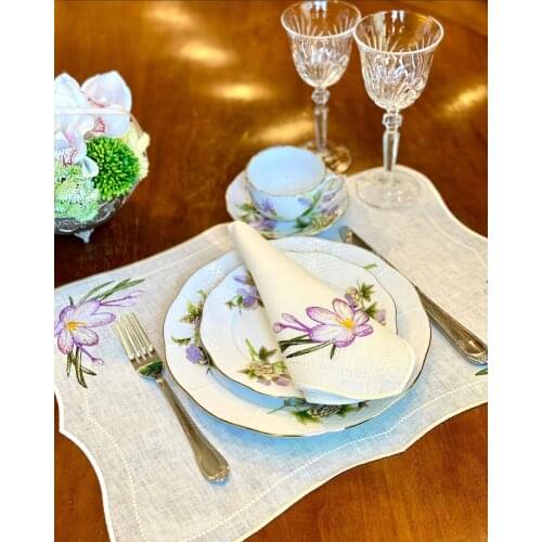 Luxury Linen Fabric Special Design Turkish Made Embroidered Napkins Placemats Flowers Handmade table cloth wedding decoration