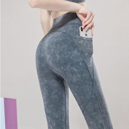 High Elastic Sports Tight- Fitting Breathable Sexy Fitness Running Seamless Yoga Pants Pockets
