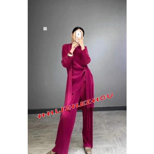 HOT SELLINGMiyake three-piece set of pleated long-sleeve long coat + large swing sleeveless Button vest +Straight pants IN STOCK