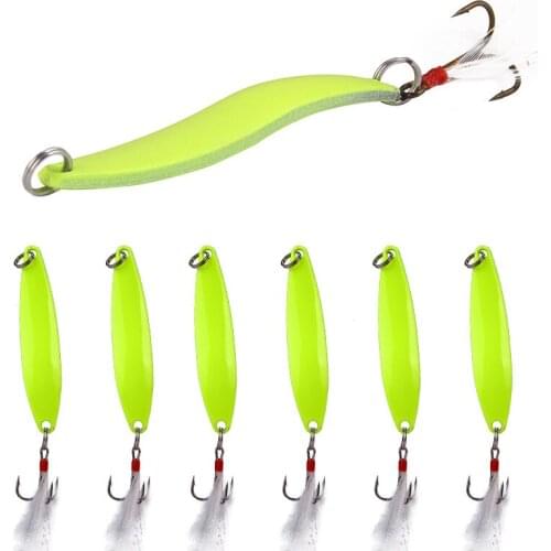 Luya Bait Sequin Luminous Willow Leaf Spoon-shaped Feather Noise Sheet Artificial Lure Freshwater Sea Fishing Bass Bait Hook1Pcs