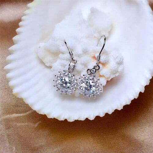 Charm Flower White Round Zircon Drop Earrings Female Luxury Crystal Snowflake Earrings For Women Wedding Jewelry Dangle Earrings