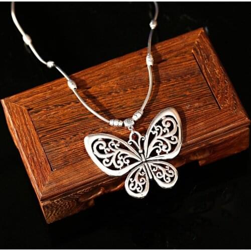 Boho Tibetan Silver Plated Carved Butterfly Necklaces For Women Vintage Ethnic Hollow Necklace Bijouterie Femme