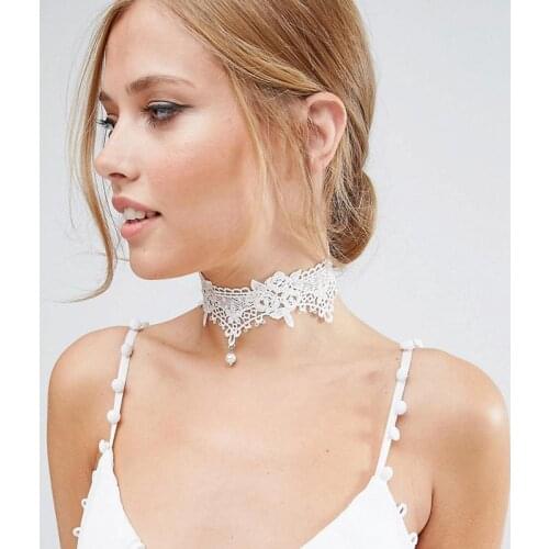 Bls-Miracle Chokers On The Neck