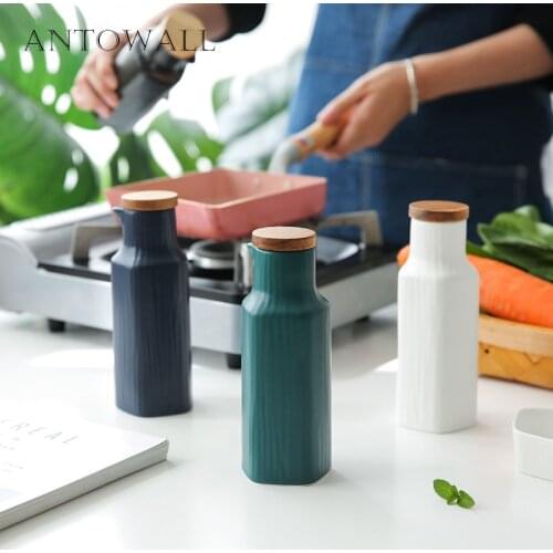 ANTOWALL Nordic Style 4 Colors Matte Ceramic Tableware Oil Pot with Wooden Lid Soy Sauce Bottle Vinegar Bottle Kitchen Tool