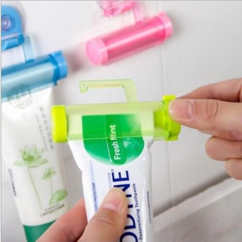 Creative Punch-free Facial Cleanser Toothpaste Squeezer Rolling Squeezer Toothpaste Dispenser Tube Sucker Holder