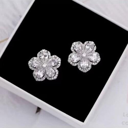 Fashion Flower Jewelry Korean Charm Cherry Blossom Stud Earrings Inlay AAA Zircon Womens Cute Elegant Ornaments Christmas Gifts