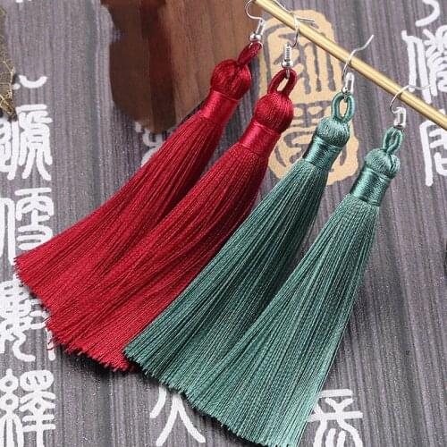 BTWGL Fashion Bohemian Tassel Alloy Long Earrings White Red Ice Silk Small Fresh Pendant Net Red Tassel Earrings Ms. 2020 Jewelr