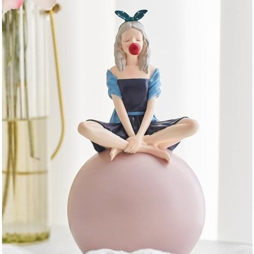 Nordic cute girl desktop small ornaments creative girl room bedroom living room decoration girl heart wedding gift
