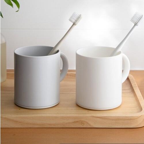 Wholesales household food grade wash cup toothbrush holder washing cups for couples with handle bathroom accessories set