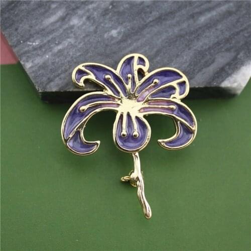 Customized purple translucent iris enamel pinch gold elegant temperament cheongsam Hanfu national style brooch brooch female