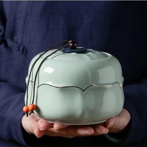 2020 Chinese Ceramic Tea Caddy Green Tea Storage Pot Blue and White Porcelain Decoration Classic Vintage Storage Jar Home Decor