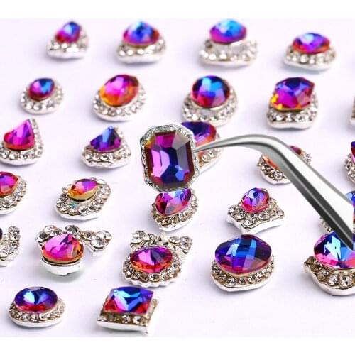 100PCS 3D Luxury Shining Diamond Rhinestone Alloy Nail Art Decorations Charming Fashionable DIY Distinctive Nail Art Work