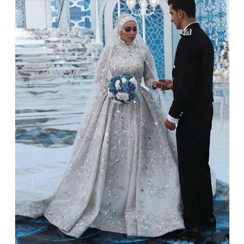2021 Luxury Ball Gown Muslim Wedding Dresses Dubai Church High Neck Beads Crystal Lace Appliqued Bridal Gowns Chapel Train
