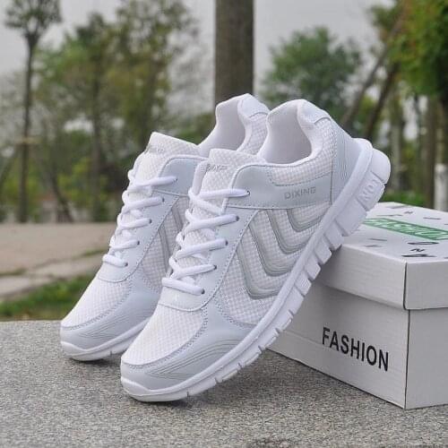 Mens Cotton Mesh Comfortable Running Shoes Classic Lace-up Breathable Casual Shoes 2021 Summer Fashion Explosion