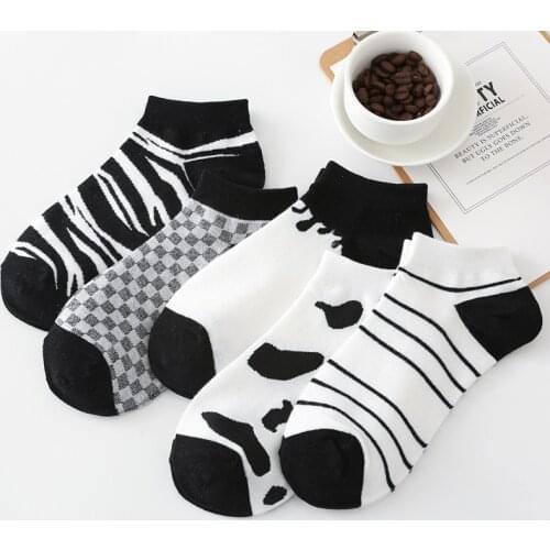 2021 New Black White Dairy Cattle Spring Summer Woman Crew Socks Current Web Celebrity Leopard Print Harajuku Socks Woman
