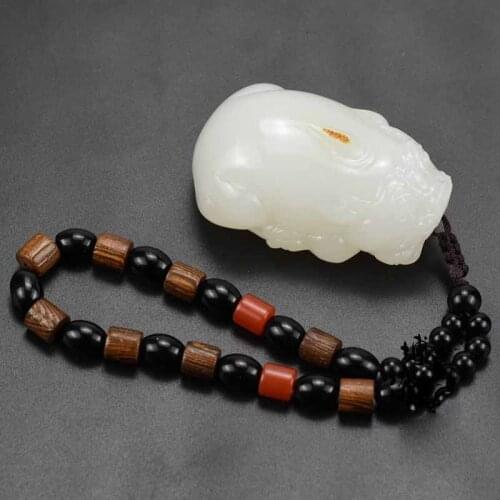 New fine jewelry Natural Afghan Mink Player Hand Grab Articles White Jade for Money pendant