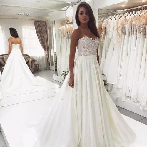 Angelsbridep Sweetheart A-Line Wedding Dress Robe De Mariee Fashion Appliques Beaded Court Train Formal Bride Dress Plus Size
