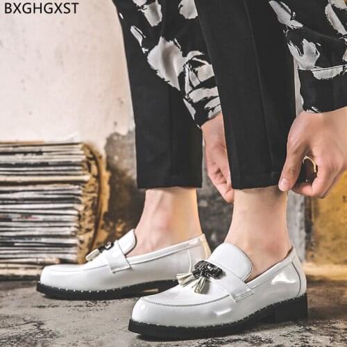 Patent Leather Shoes Men Formal Weddings Shoes for Men 2021 Fashion Loafers Man Shoes High Quality Chaussure De Homme Zapatos