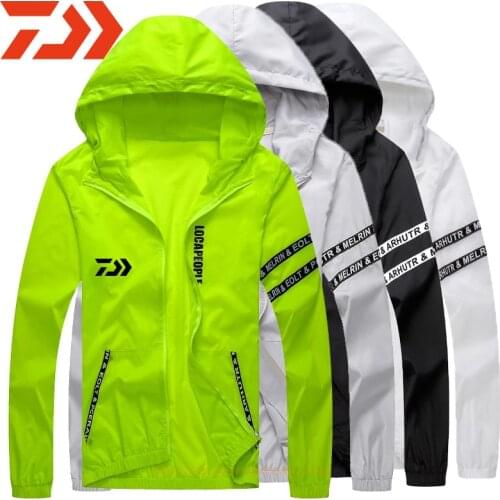 DAIWA Men`s Windbreaker Summer Waterproof Sun Protection Fishing Jacket Outwear Sports Cycling Thin Hooded Coats Men Clothing