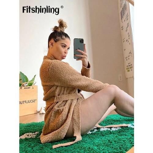 FITSHINLING Women's Plush Robes