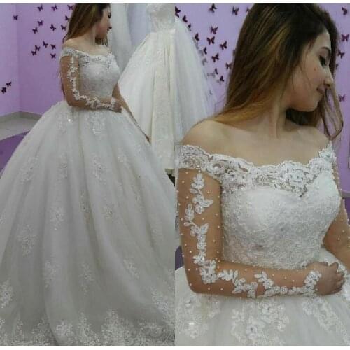 Luxury Ball Gown Wedding Dresses Off Shoulders Long Sleeves Wedding Dress Beaded Tulle Long Appliques Bridal Gowns Custom Made