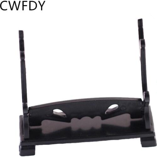 12pcs/lot Wholesale Keychain Display Weapon Model Display Rack Gun Rack Knife Rack Small Keychain Holder Black Color 6.8*6cm