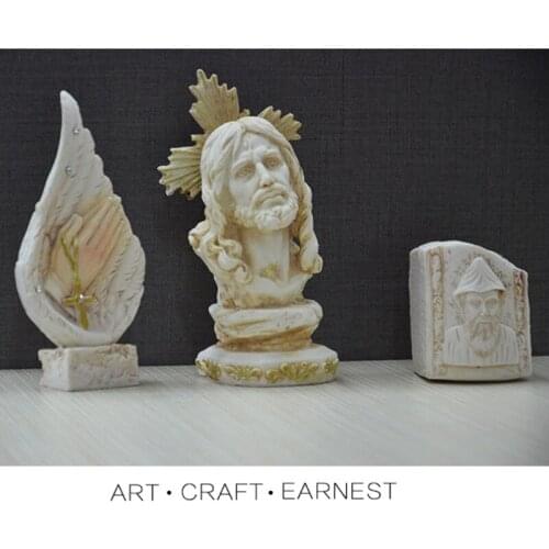 Mini Christ Jesus Sculpture Figure Statue Resin Handmade Innovative Angel Cross Decorating Resin Crafts Molds Religious Home Dec