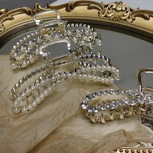 Trendy Pearl Alloy Hair Claw Sweet Elegant Bow Hairgrip Metal Diamond Hair Accessories Clamp Hairclip Headdress