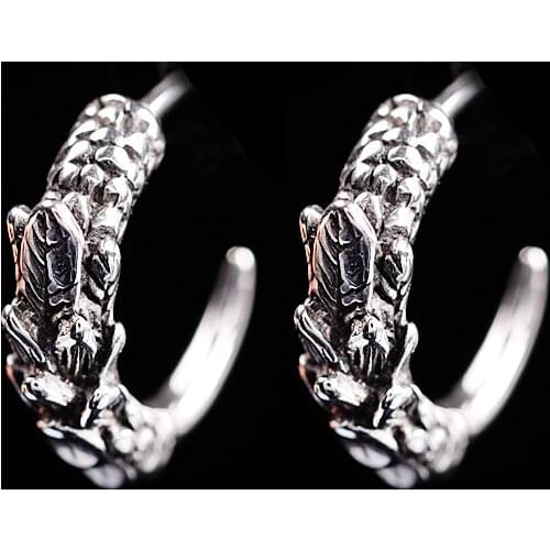 Personality Eagle Claw Stud Earrings for Men Women Punk Style Cool Earrings Silver Color Earrings Party Earrings Biker Jewelry