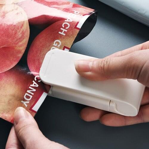 Portable Mini Sealing Machine Plastic Package Storage Bag Sealing Machine Kitchen Storage Household Sealing Food Clip VC