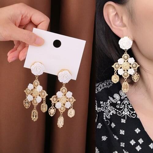 Baroque Vintage Acrylic Flower Petal Metal Jesus Christ Pendant Drop Earrings for Women Girls Teens Earrings 2021 Trend Arrival