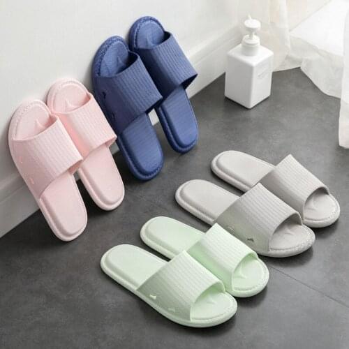 Chaussure Femme Slippers Women Men Shoes Summer Bathroom Indoor Sandals Home Non-slip Floor Sandalias Pantuflas Mules Couple