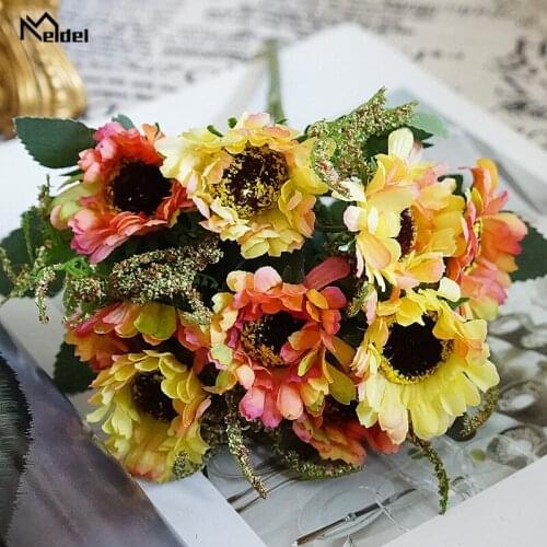 Silk Small Daisy Bouquet for Home Decor Wedding Bridal Bouquet Flores Accessories Decorative Flowers Artificial Gerbera Floral