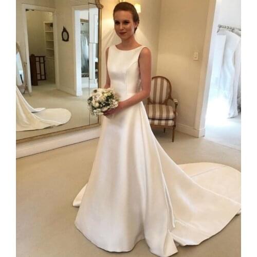 2021 New Elegant Simple A-Line Boat Neck Satin Vintage Sleeveless Backless With Bow Sweep Train Wedding Gown Wedding Dress