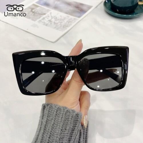 Umanco Square Cat Eye Sunglasses for Women Fashion Vintage Eyeglasses Shades UV400 Eyewear Transparent Gradient Outdoor Eyewear
