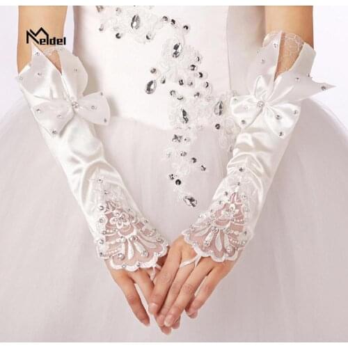 Fashion Stain Short White Bridal Gloves with Beadings Lace Fingerless Bridal Wedding Gloves