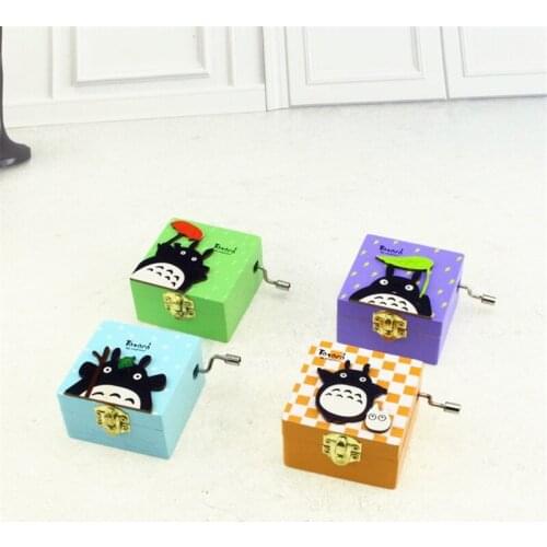 Wooden Totoro Cartoon Music Box Anime Hand Crank Musical Boxes With mirror Christmas Birthday Student Creative Gifts Kids Toys