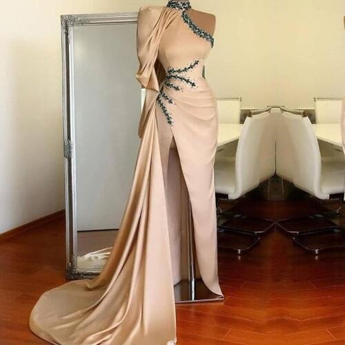 2021 Beaded Evening Dress High Neck One Shoulder Champagne Side Split Sexy Muslim Arabic Prom Dress Party Gown robe de soire