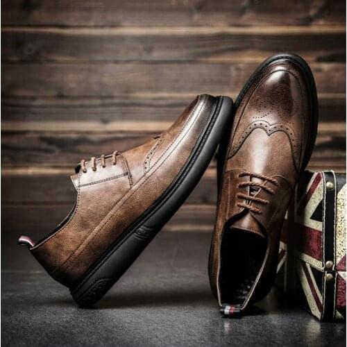 New Arrival Retro Bullock Design Men Classic Business Formal Shoes Pointed Toe leather shoes Men Oxford Dress Shoes Fad