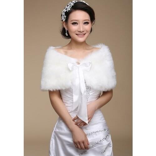 New Bridal Wraps Brides Bridal Accessories Short bolero Fake Fur Bolero Wedding Cheap For Formal Dresses Jacket