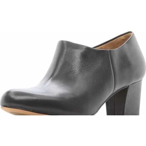 Trotters Women's Ankle Boots