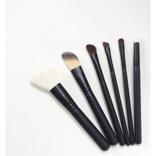 ESSENTIALS TRAVEL KIT 5-Brushes Set - Soft Goat Hair Beauty Makeup Brush Set