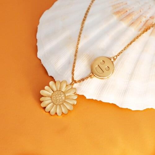 MYLONGINGCHARM Trendy Sunflower Necklace with Smiley Face Pendant Jewelry Gift for Valentines day