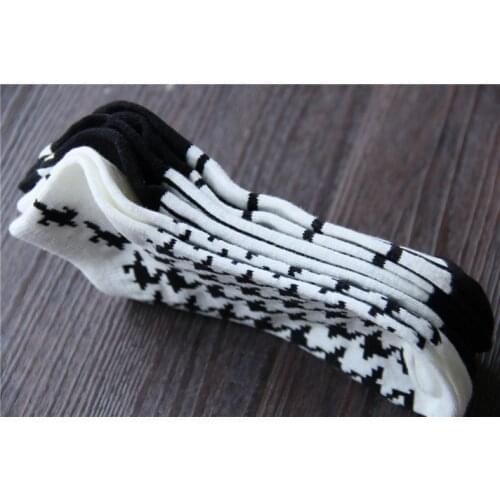 Womens Unisex Mens Summer Casual Socks Kawaii Black White Color Socks 1 Pair Cute Cotton Socks Breatheable Socks Wholesale