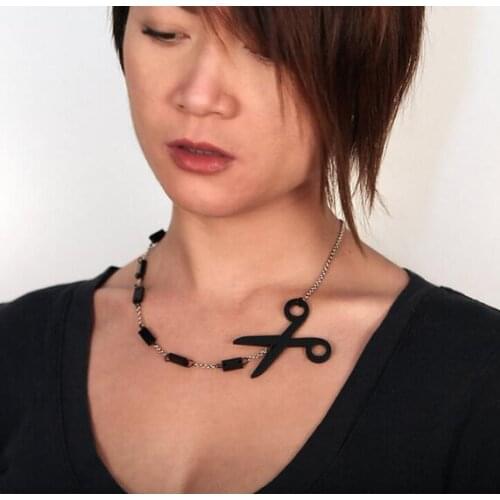 New Arrival Cut Along The Dotted Line Acrylic Necklace for Girl Women Rocker Scissors Tool Pendant Acrylic Punk Necklace