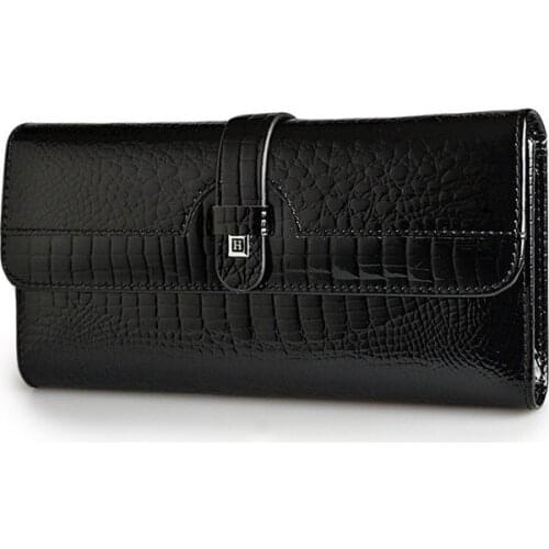 2019 new fashion women solid patent leather crocodile pattern long purse high quality