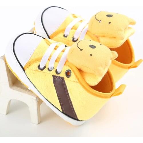 Disney baby shoes 0-1 female baby shoes soft bottom cartoon avatar four seasons baby toddler shoes