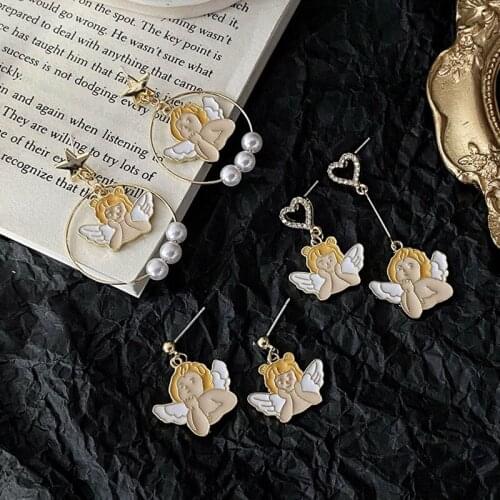 Geometric Retro Baroque Angel Earrings Simple Personality Pendant Drop Ears Jewelry Rhinestone Love Accessories