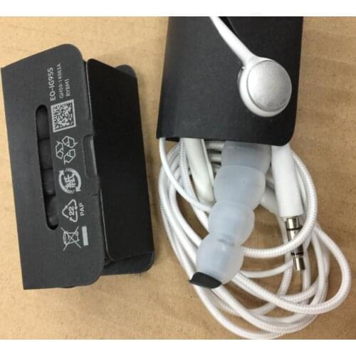100pcs earphone black color with logo